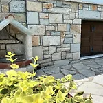 Zenia Pelion Garden House * Platanidia