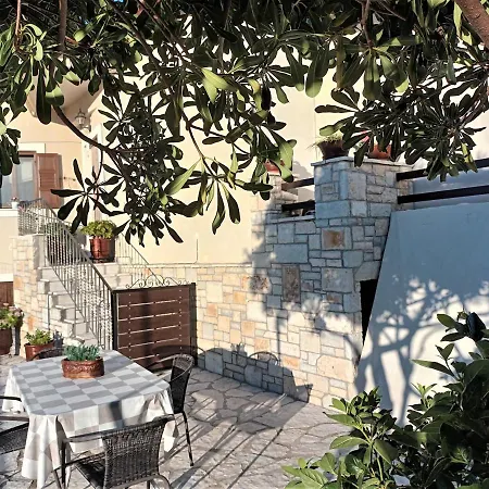 Zenia Pelion Garden House * Platanidia